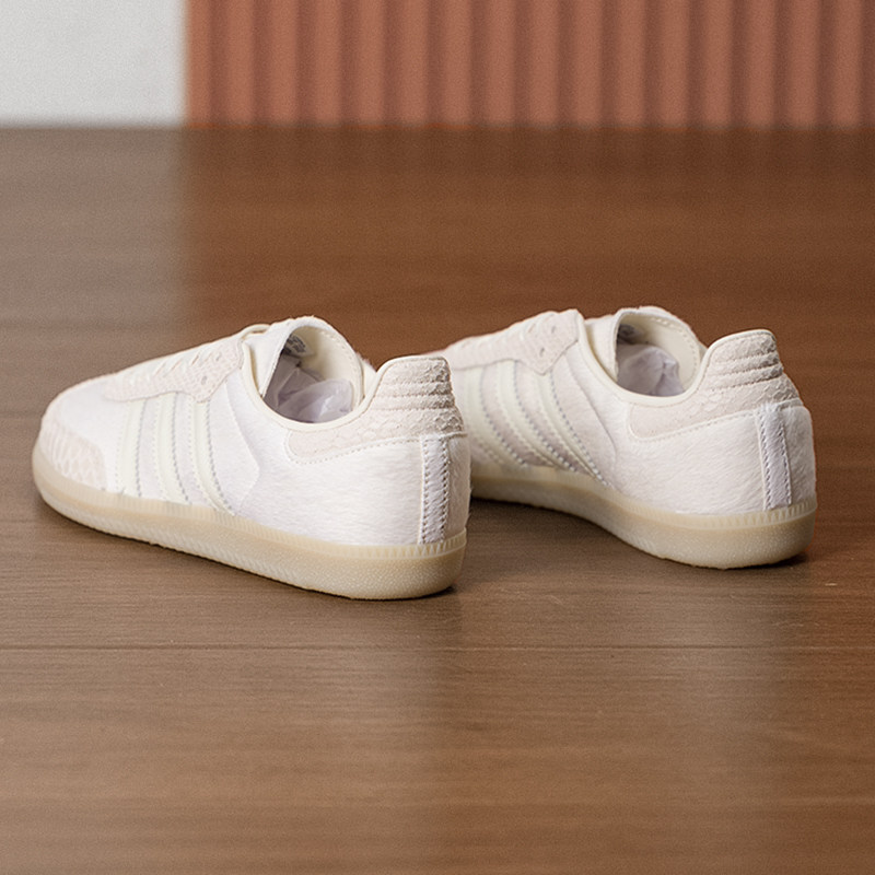 새로운 아디다스 삼바 OG W IH9148 레트로 퍼  - Adidas Shoes Samba 리뷰 및 가격